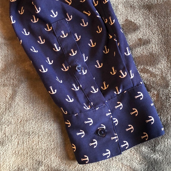 Express  button down blouse - Picture 4 of 4